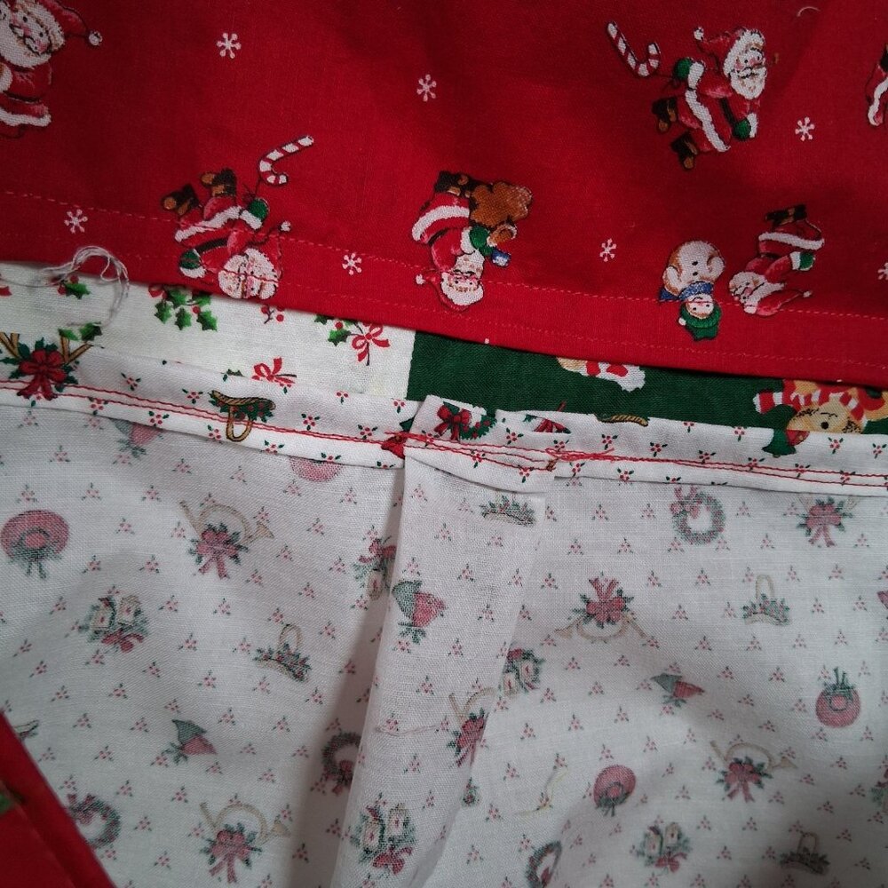 Handmade Patchwork Christmas Apron Santa Claus Wreath French Horn One Size - Picture 7 of 16